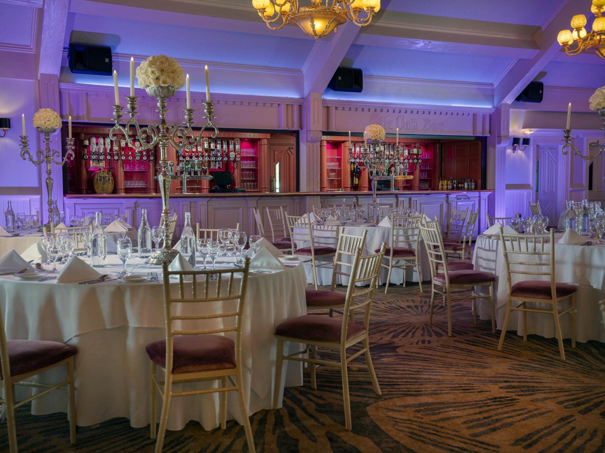 Treacys Oakwood Hotel, Shannon Exterior photo